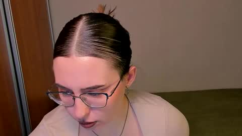 Nika and Mark online show from 11-27-25, 01:18