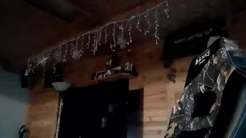 just_hangin_around online show from 10-06-25, 03:53