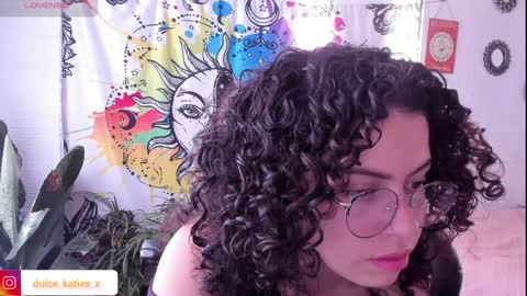 Snapshot of just_katiex chatting on 01-22-25, 08:49 Sofia online show from 01-22-25, 08:49