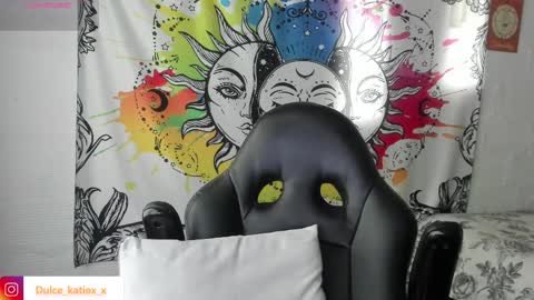 Snapshot of just_katiex chatting on 02-28-25, 07:46 Sofia online show from 02-28-25, 07:46