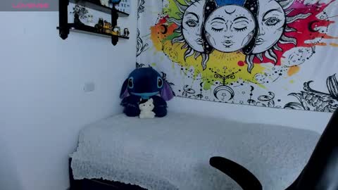 Snapshot of just_katiex chatting on 11-04-25, 03:33 Sofia online show from 11-04-25, 03:33