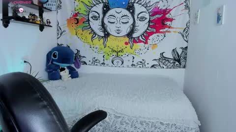 Sofia online show from 12-19-25, 05:36