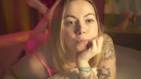 Snapshot of justbarbie chatting on 02-08-25, 07:59 Alexa online show from 02-08-25, 07:59