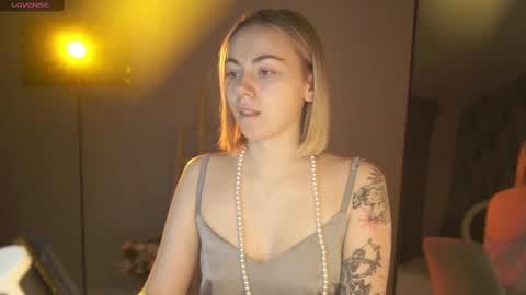 Snapshot of justbarbie chatting on 03-01-25, 04:54 Alexa online show from 03-01-25, 04:54