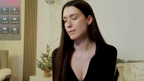 Snapshot of justbarbie_new_ chatting on 12-20-24, 07:28 Katarina online show from 12-20-24, 07:28