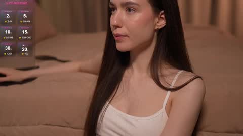 Snapshot of justbarbie_new_ chatting on 02-16-25, 04:42 Katarina online show from 02-16-25, 04:42