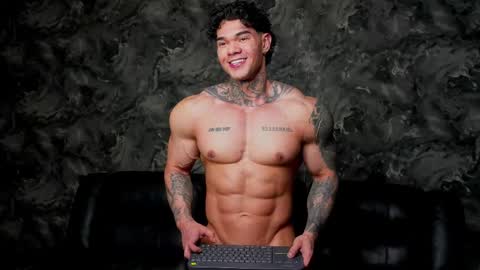 justin clark1 online show from 03-28-26, 01:49