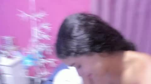 JUSTIN Y JAZMIN online show from 12-19-24, 02:56