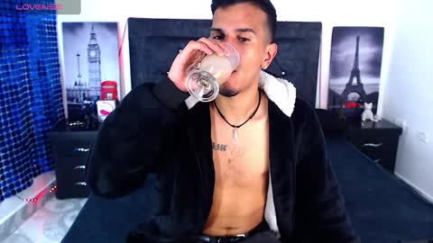 JUSTIN online show from 02-12-25, 04:54