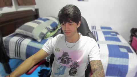 Snapshot of justin_stark1 chatting on 12-05-24, 02:31 Diego online show from 12-05-24, 02:31