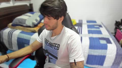 Snapshot of justin_stark1 chatting on 12-12-24, 12:16 Diego online show from 12-12-24, 12:16