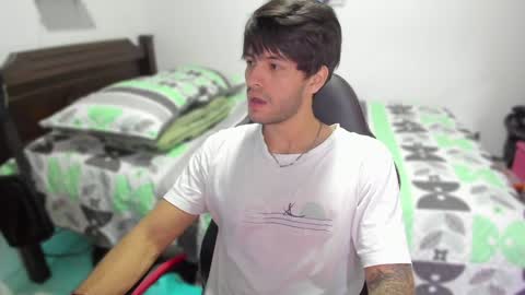 Snapshot of justin_stark1 chatting on 01-21-25, 11:02 Diego online show from 01-21-25, 11:02