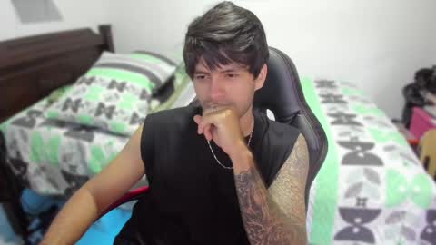 Snapshot of justin_stark1 chatting on 01-27-25, 10:38 Diego online show from 01-27-25, 10:38