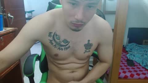 justin_taylor02 online show from 10-02-25, 02:57