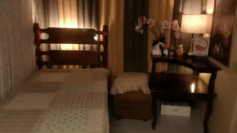 justine_hunk online show from 10-05-25, 06:12