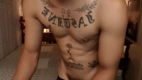 Snapshot of justine_hunk chatting on 06-14-26, 06:48 justine_hunk online show from 06-14-26, 06:48
