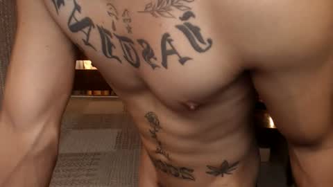 Snapshot of justine_hunk chatting on 06-17-26, 08:32 justine_hunk online show from 06-17-26, 08:32