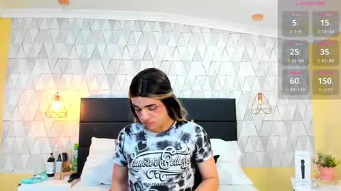 Justine online show from 11-10-25, 02:54