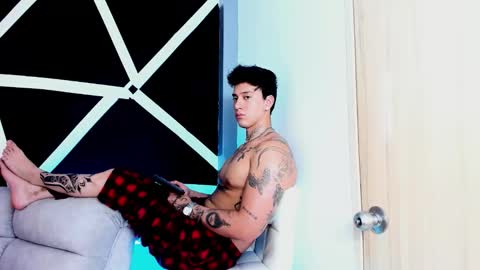 justinfuller_31 online show from 09-24-25, 07:17