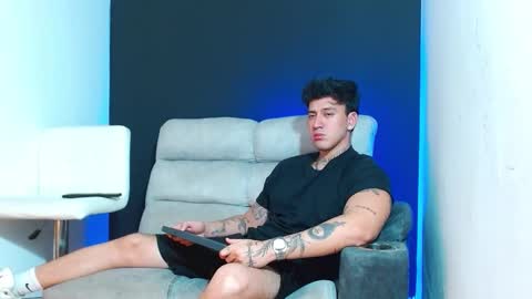 justinfuller_31 online show from 03-09-26, 12:03