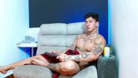 justinfuller_31 online show from 04-10-26, 07:13