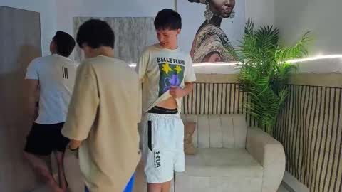 Snapshot of justingtime21 chatting on 12-17-25, 05:46 justingtime21 online show from 12-17-25, 05:46