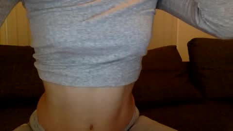 Snapshot of justmaddison chatting on 10-15-25, 04:40 Maddison online show from 10-15-25, 04:40