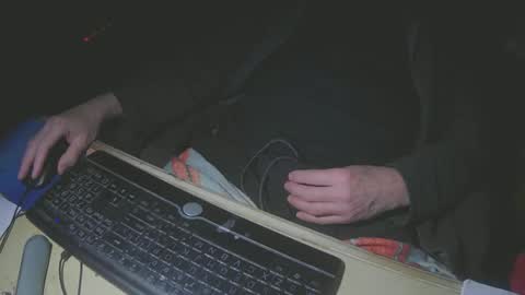 Snapshot of justme39057 chatting on 12-21-24, 05:29 Justme39057 online show from 12-21-24, 05:29