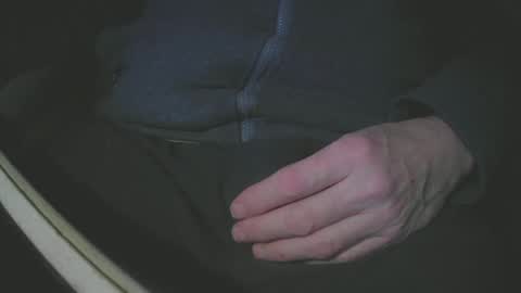 Snapshot of justme39057 chatting on 01-02-25, 04:46 Justme39057 online show from 01-02-25, 04:46