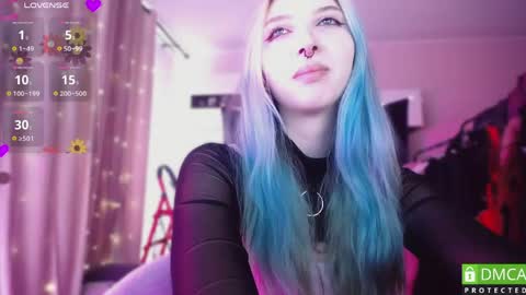 justmeowgirl online show from 04-18-26, 06:06