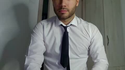 Snapshot of justynxxx1 chatting on 03-02-25, 05:33 Justin online show from 03-02-25, 05:33