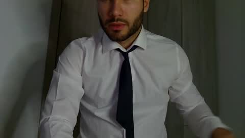 Snapshot of justynxxx1 chatting on 10-16-25, 08:54 Justin online show from 10-16-25, 08:54