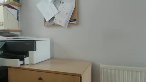 Snapshot of jwbcock58 chatting on 09-16-25, 10:38 JWBcock58 online show from 09-16-25, 10:38