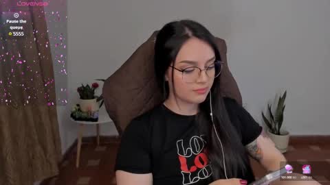 jxssicax online show from 12-19-24, 02:56