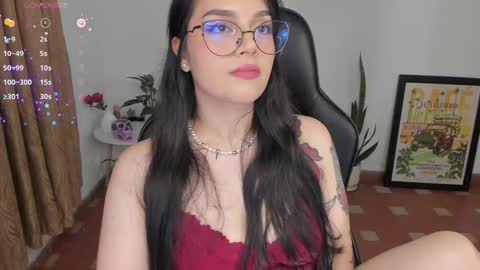 jxssicax online show from 10-18-25, 02:47