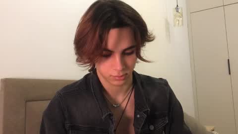 Snapshot of k0sta_32 chatting on 01-11-25, 08:54 k0sta online show from 01-11-25, 08:54