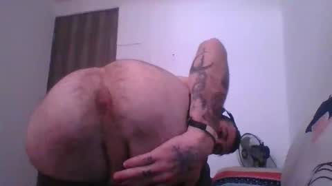 Snapshot of k_a_t_o_ chatting on 10-08-25, 04:04 k_a_t_o_ online show from 10-08-25, 04:04