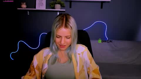 Snapshot of kaela_spell_ chatting on 09-24-25, 01:14 kaela_spell_ online show from 09-24-25, 01:14