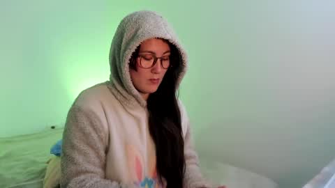 Snapshot of kaguyahara chatting on 12-11-24, 05:53 ChloeIndependient model online show from 12-11-24, 05:53