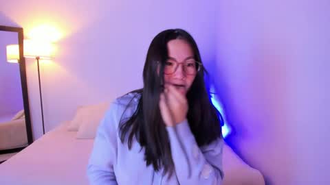 ChloeIndependient model online show from 03-01-26, 09:11