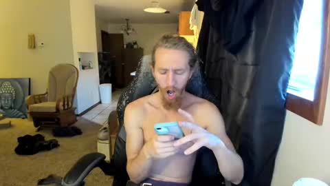 Kaiku77 online show from 10-03-25, 04:37