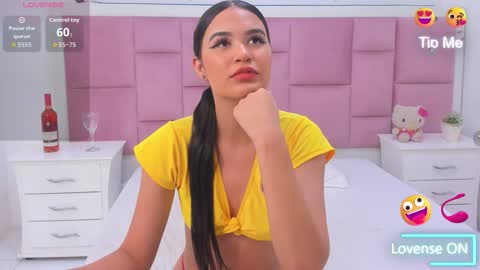 Snapshot of kaily_sweet1 chatting on 01-15-26, 11:15 kelly online show from 01-15-26, 11:15