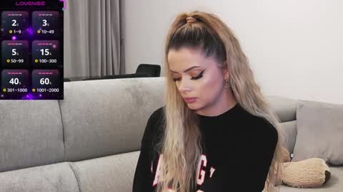 Kailyn online show from 01-14-25, 02:19