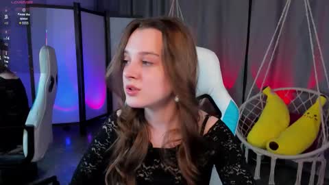 Kaisa online show from 12-16-25, 09:09