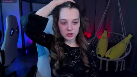 Kaisa online show from 12-18-25, 07:09