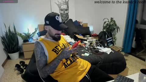 Snapshot of kaiser679 chatting on 12-31-24, 12:00 kaiser679 online show from 12-31-24, 12:00