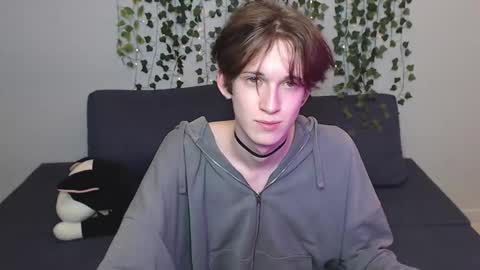 Snapshot of kaislutx chatting on 10-08-25, 07:44 slutkai online show from 10-08-25, 07:44