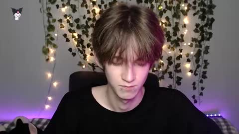 slutkai online show from 11-22-25, 06:18