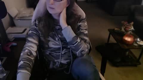 Camprincess331 online show from 10-31-25, 01:17