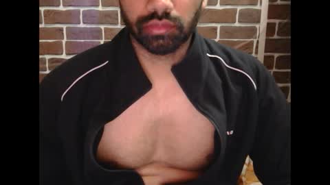 Snapshot of kaku69696 chatting on 01-07-25, 05:43 Vicky online show from 01-07-25, 05:43